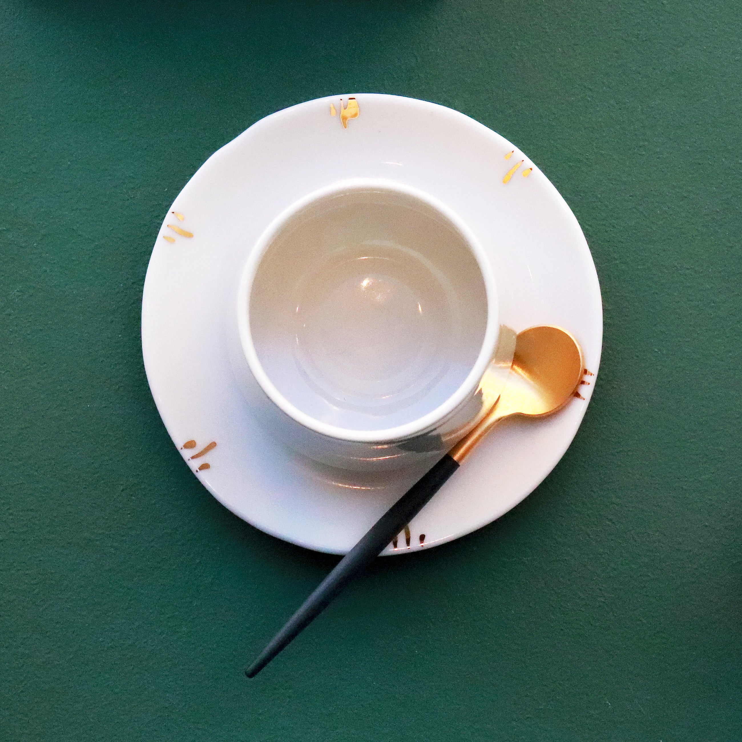 TASSE ET SOUCOUPE SIMPLE BLANCHE & OR - LOT DE 4