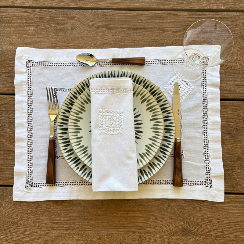 PLACEMAT AND NAPKIN WHITE COTTON EMBROIDERED - SET OF 24