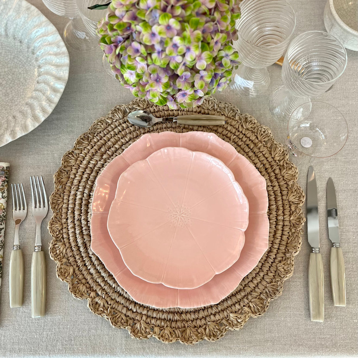 Plates & Bowls