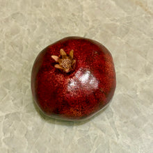 PORCELAIN POMEGRANATE BOX