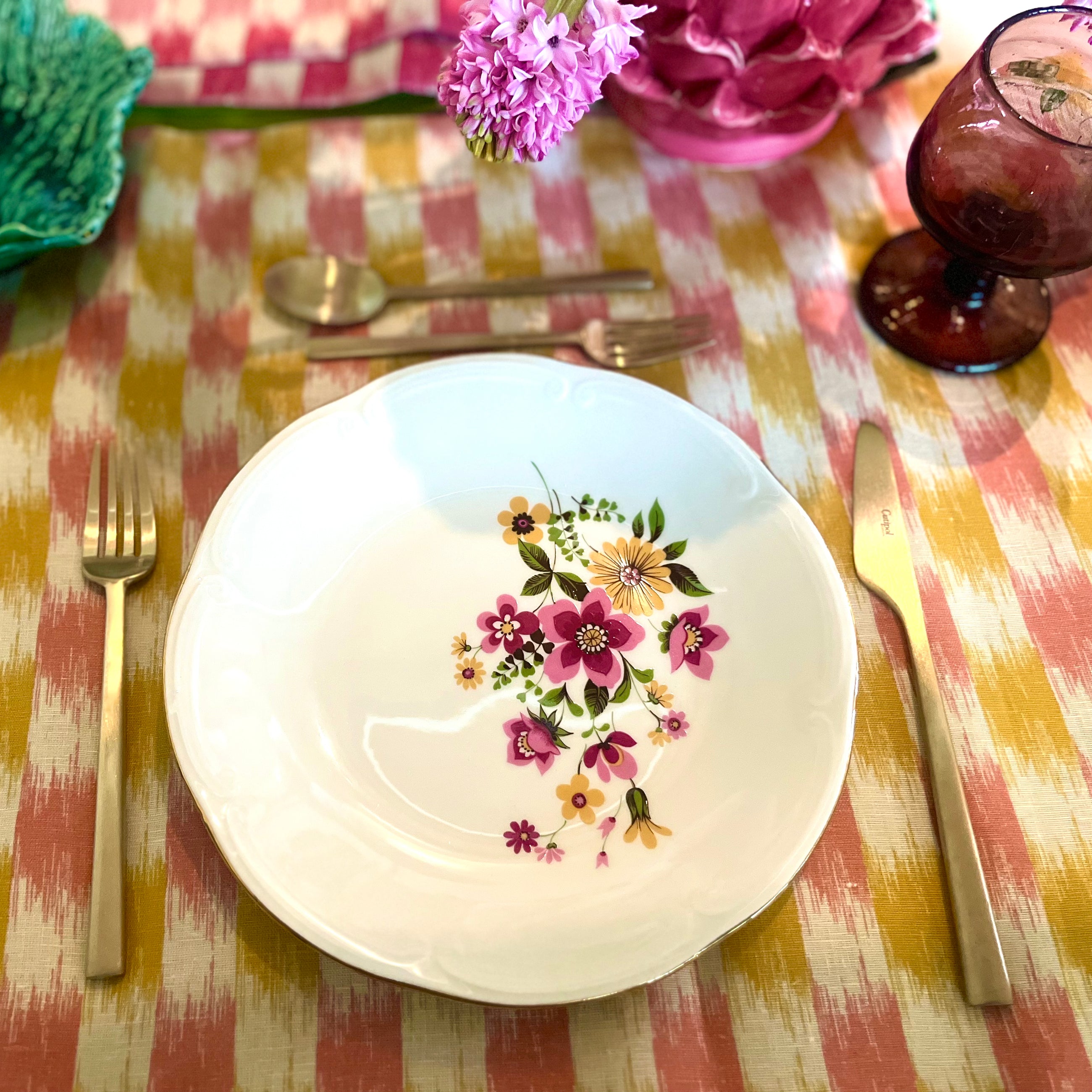 VINTAGE FLORAL PLATE - SET OF 12