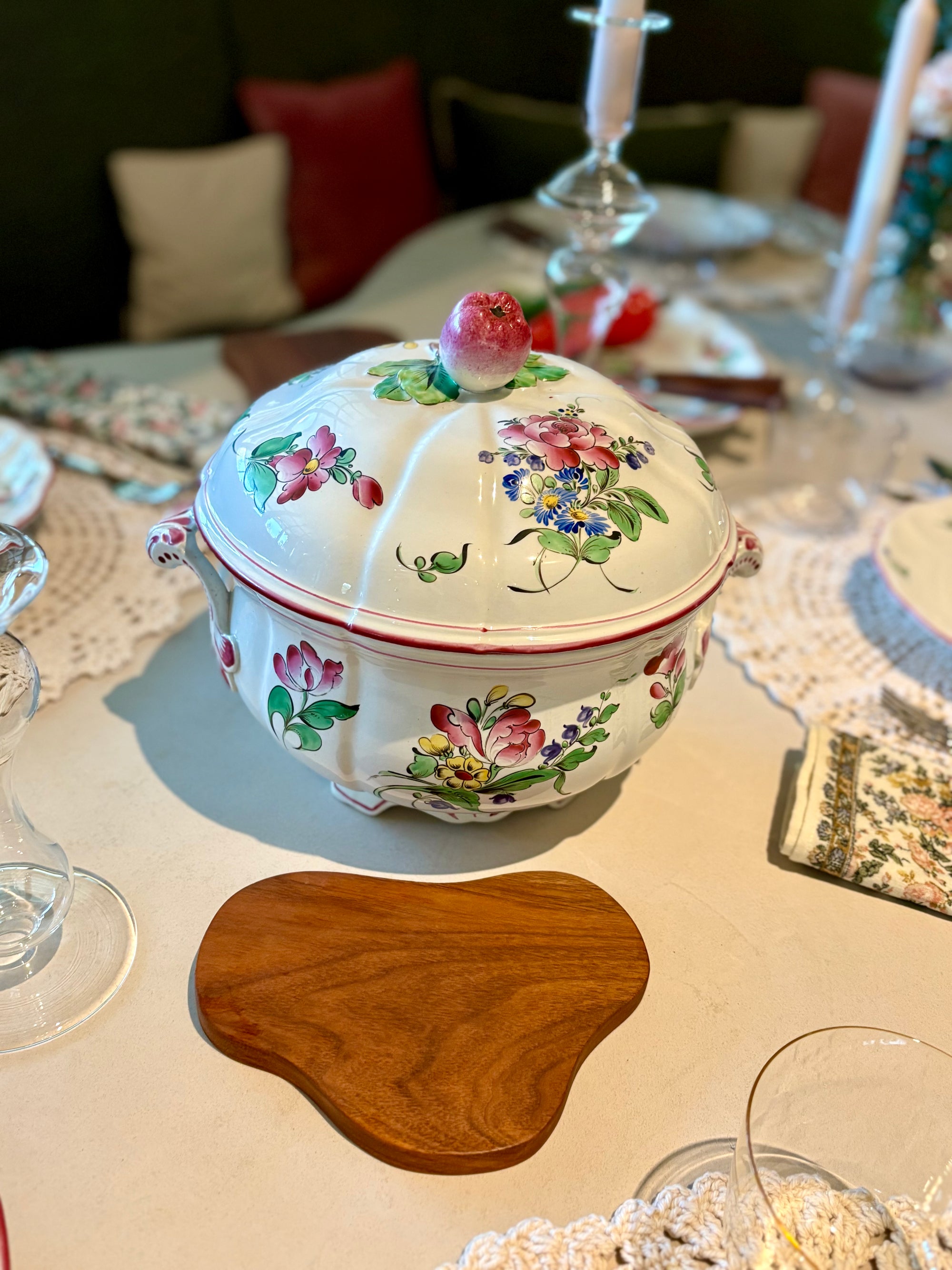 VINTAGE LUNEVILLE FAIENCE  - SET OF 18