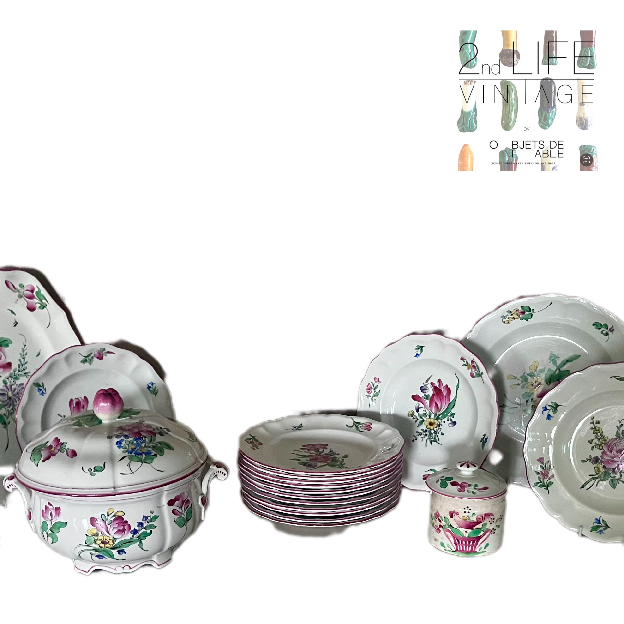VINTAGE LUNEVILLE FAIENCE  - SET OF 18